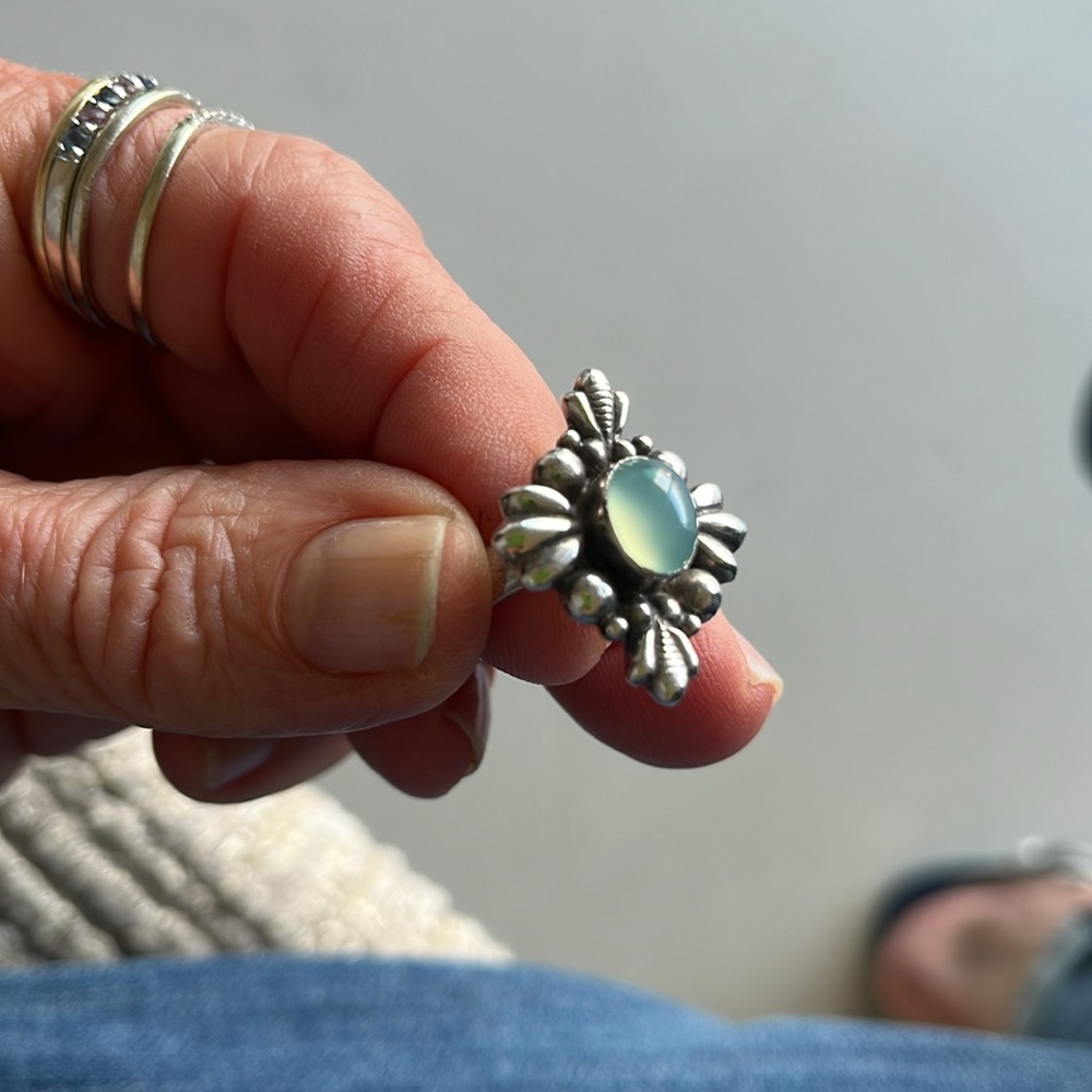 Sterling opalite cabachon stone ring.
Native American sz 6 - Picture 2 of 4